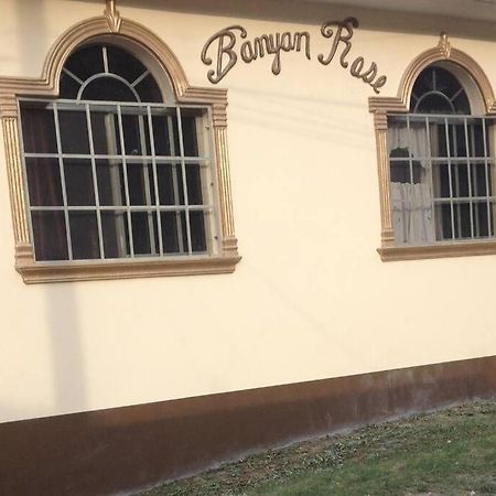 Banyan Rose Apartment Orange Walk Exterior foto