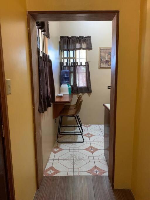Banyan Rose Apartment Orange Walk Exterior foto